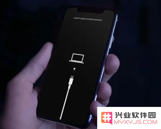 当你的iPhone显示连接iTunes的提示时该如何处理以及解决的方法