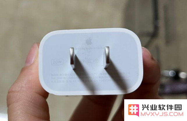 使用劣质充电器对iPhone电池的影响究竟有多大？会导致电池损坏吗？