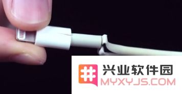 非常容易损坏的 iPhone 充电线，到底出了什么问题？