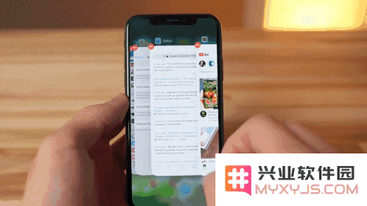 iPhone 设备如何快速一键关闭所有后台运行的应用程序以提升性能和节省电池？
