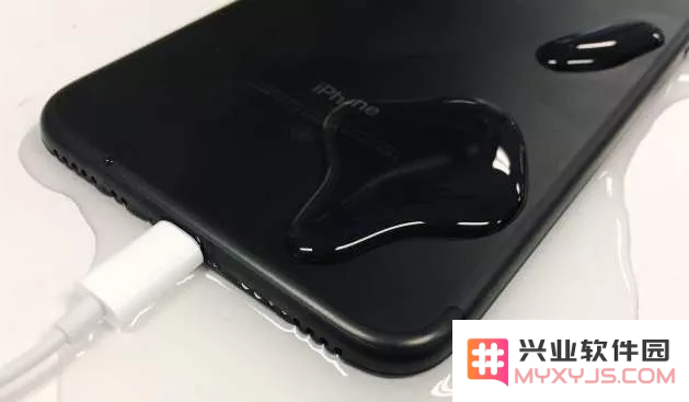 iPhone 为什么取消耳机孔？取消耳机孔会带来哪些好处？