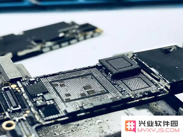 iPhone 6 可以像扩容一样直接更换 A12 处理器吗？
