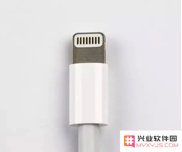 iPhone15放弃lighting接口，lighting接口很失败吗？