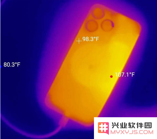 iPhone 15 Pro 系列手机过热怎么办？