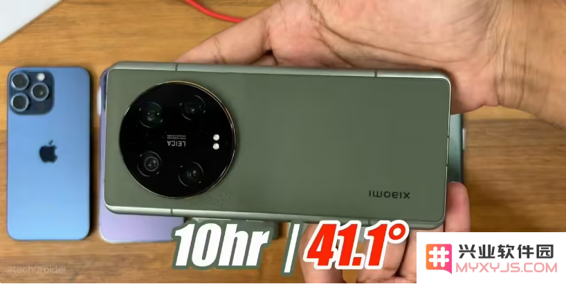 苹果 iPhone 15 Pro Max续航怎么样？苹果、安卓旗舰续航对比