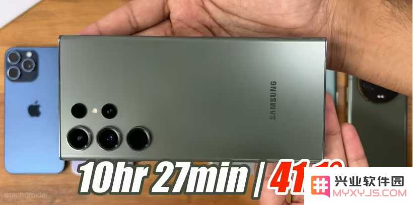 苹果 iPhone 15 Pro Max续航怎么样？苹果、安卓旗舰续航对比