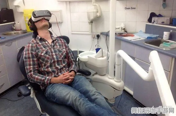 →最新攻略：0 微信小游戏｜解析 GT赛车VR眩晕预防攻略