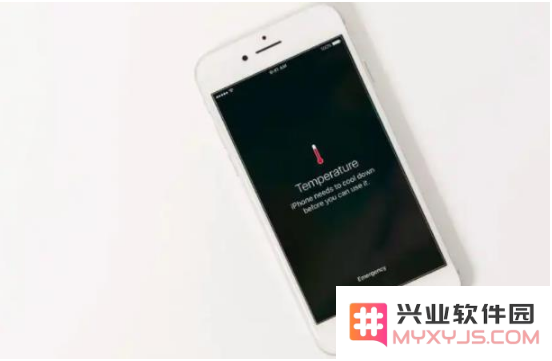 苹果 iPhone 手机发热怎么办？如何给iPhone快速降温？