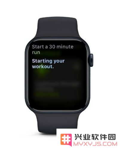 怎样通过语音指令在 Apple Watch 上轻松开始锻炼活动？
