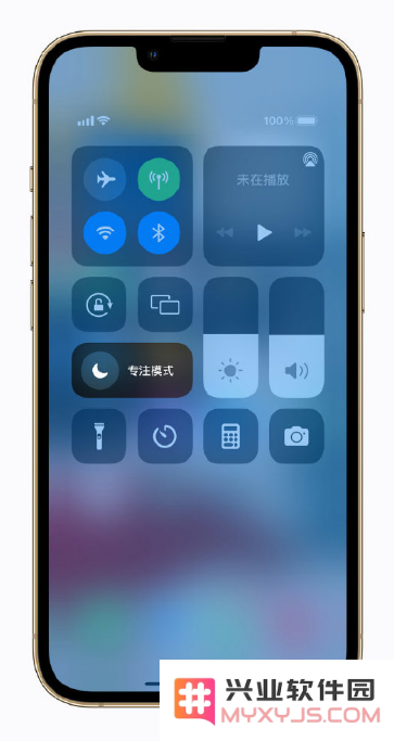 iPhone 小技巧：在启动游戏时自动激活“专注模式”以避免干扰