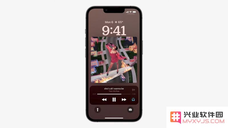 苹果 iOS 16 有哪些值得体验的全新功能？