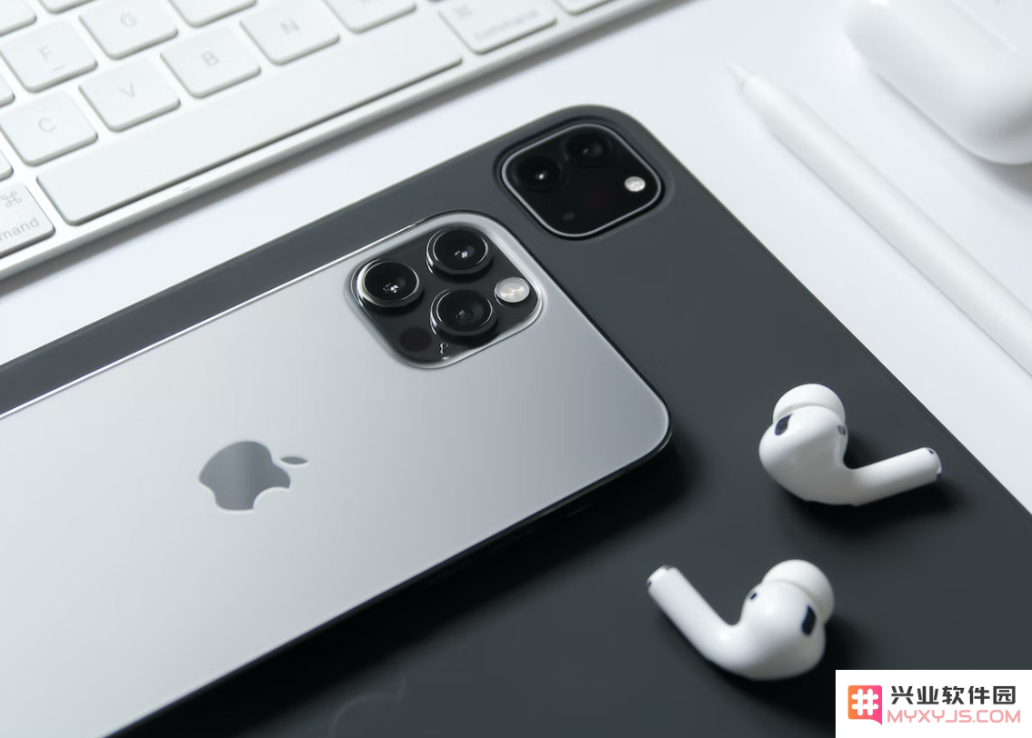 iOS 16 最新特性：新增检测假冒 AirPods 耳机的功能，保障用户耳机安全