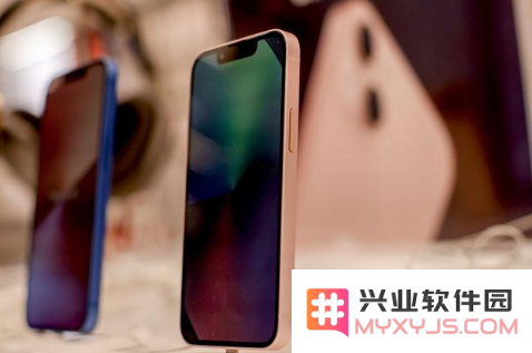 探讨iPhone13系列在近期为何如此受欢迎的原因及市场反响