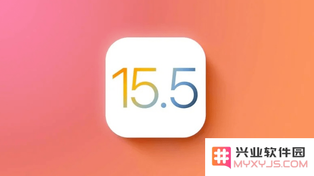 对比iOS15.6与iOS15.5的电源消耗，哪个版本更加省电更持久？