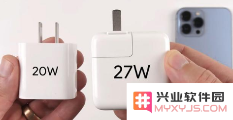 新购买的iPhone 13首次充电时需要关注哪些关键注意事项？