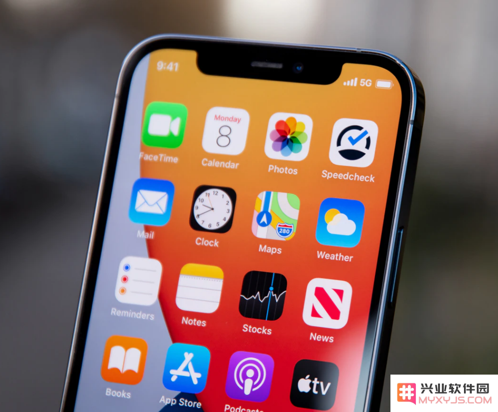 如何解决iPhone 12在使用过程中出现意外退出和卡顿等常见问题的方法与技巧？