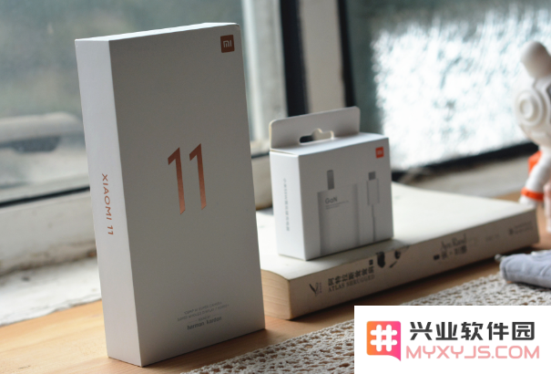 小米11和iPhone 12 mini，选哪个？