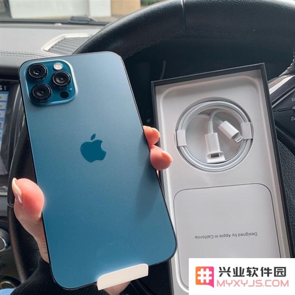 iOS 14.2.1正式版更新后体验如何？续航改善让用户感受明显提升