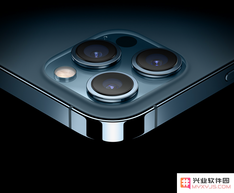 iPhone 12 如何在相机应用中快速录制视频或进行连拍？