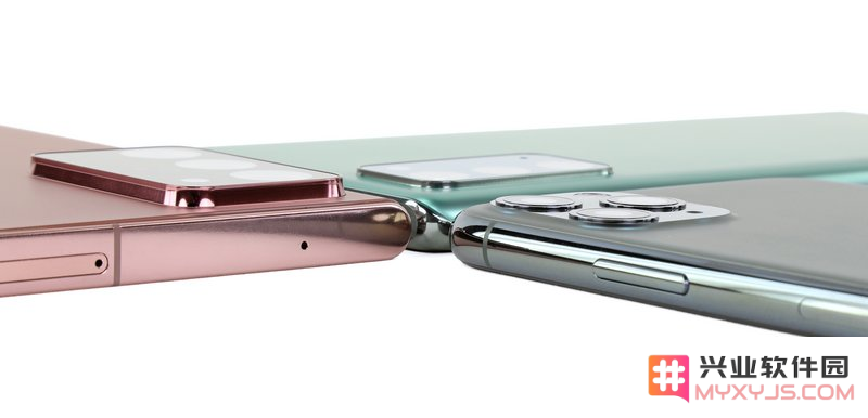 美版 iPhone 12 与国行版本在外观设计上存在哪些显著差异？