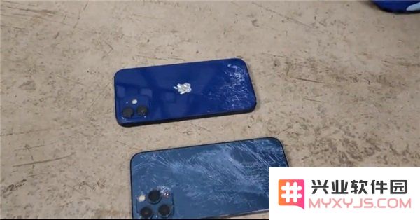 iPhone 12/12 Pro 屏幕容易碎吗，抗摔能力如何？