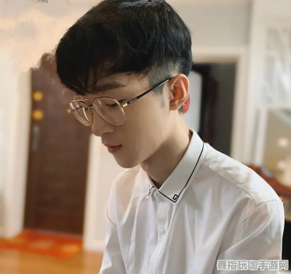 突发｜套路 最新｜登录福利｜英雄联盟手游赛季冲分攻略