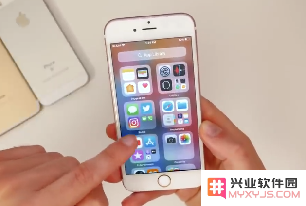 苹果 iPhone 6s 运行 iOS 14 体验如何？