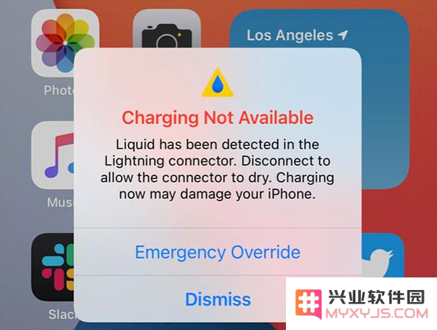 当Lighting端口探测到水分时实现自动禁用充电功能，这在iOS 14中得到了完美实现