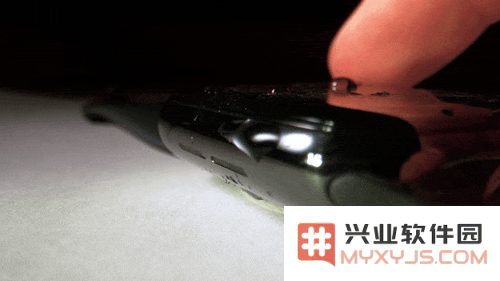 慢动作解析 Apple Watch 防水技术背后的实现原理与设计细节