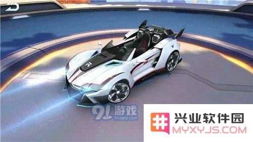 qq飞车手游光芒与蔚蓝之空的全面对比分析，哪个更具优势？