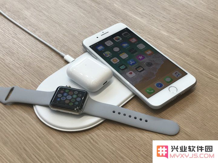 AirPower为何迟迟未能推出市场？探讨其背后的技术和设计挑战