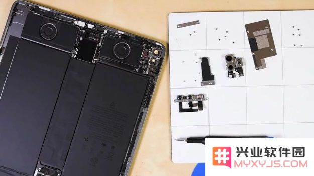 新版 iPad Pro 拆解分析：性能提升有限且维修难度较高