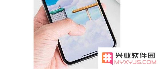 怎样将 iPhone 屏幕底部的“小横条”隐藏起来以获得更清爽的操作体验？
