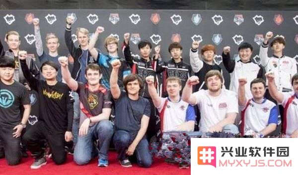 LOL2015全明星互动提问Faker回应：我没有任何理由要离开SKT战队