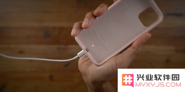 iPhone11电池壳好不好？值得买吗？
