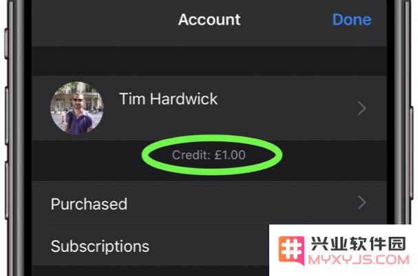 如何在 iPhone 和 iPad 上为 Apple ID 充值余额？