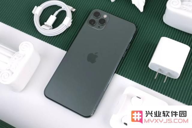 购买iPhone后，您将能享受到哪些高质量且免费的服务与附加功能？