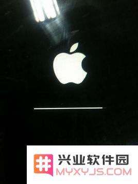 当你的iPhone手机在升级到iOS13时遇到无限重启的情况应该如何解决？