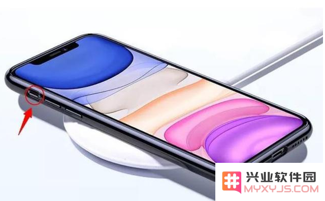 静音键带来的好处是什么？iPhone为何选择继续保留静音键以满足用户需求？