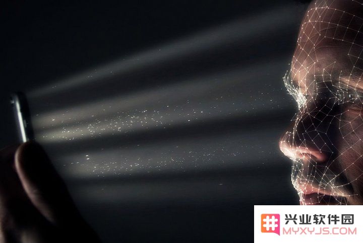 在智能手机解锁技术中，Face ID 结构光识别与屏下指纹识别哪个更为安全和可靠？