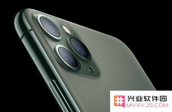 在安卓手机已经普遍达到12GB内存的时代，iPhone 11系列的4GB内存是否依然能满足用户需求？