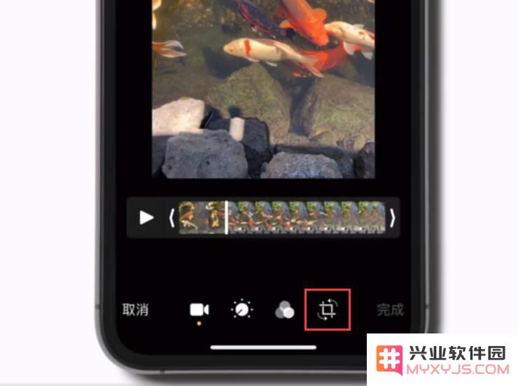 iOS 13 使用技巧：在 iPhone 上像裁剪照片那样裁剪视频