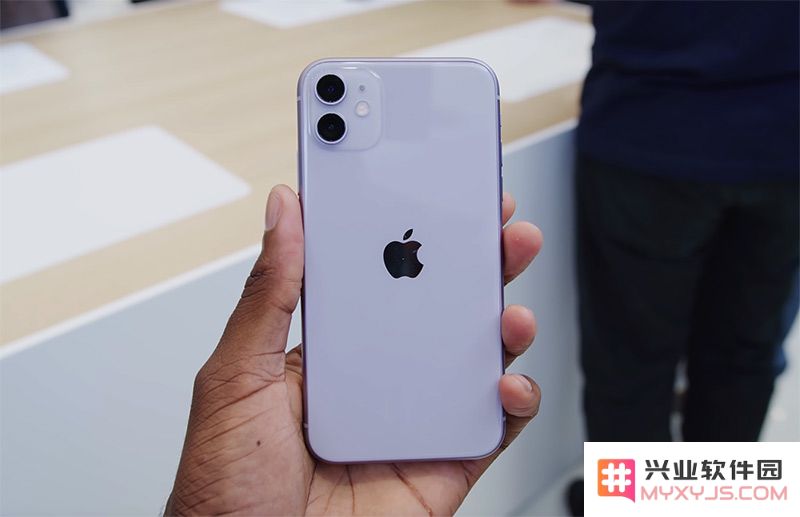 苹果 iPhone 11 哪个颜色好看？