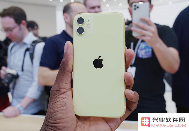 苹果 iPhone 11 哪个颜色好看？