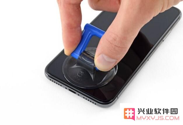 教你如何自己动手给 iPhone X 更换电池