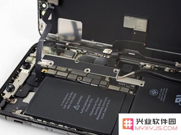 教你如何自己动手给 iPhone X 更换电池