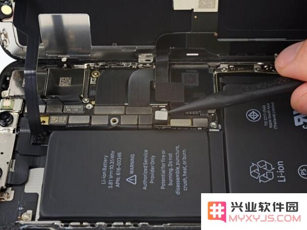 教你如何自己动手给 iPhone X 更换电池