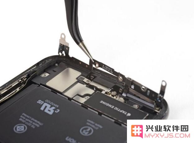 教你如何自己动手给 iPhone X 更换电池