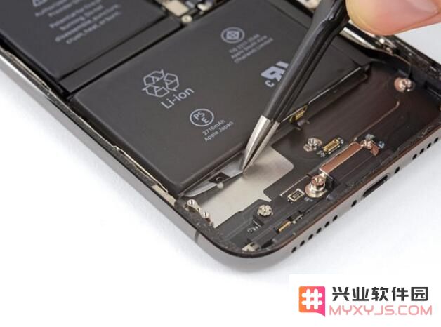 教你如何自己动手给 iPhone X 更换电池