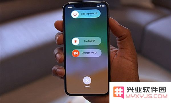 如何在 iPhone 上实现双击截屏？